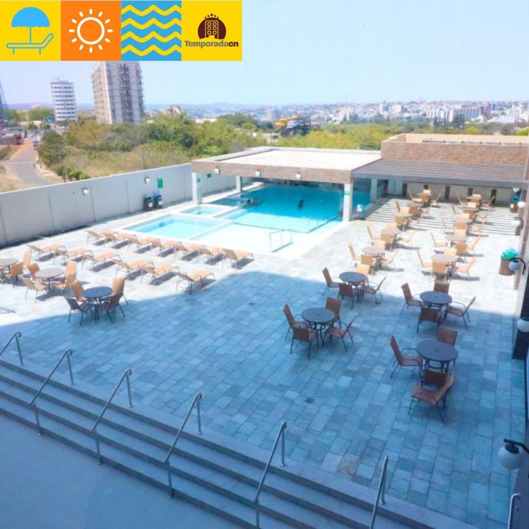 Piazza Com Acesso Ao Acqua Park Aparthotel Caldas Novas Exterior photo